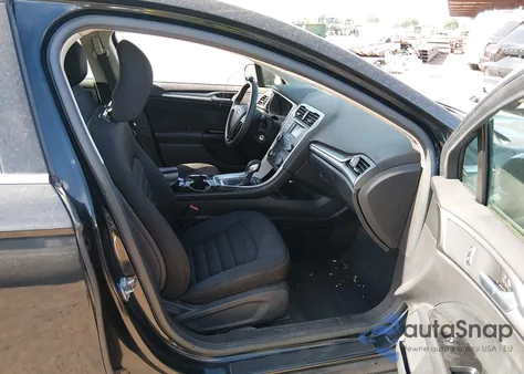 2014 Ford Fusion Se z USA, uszkodzony, nr VIN 3FA6P0HD8ER384782